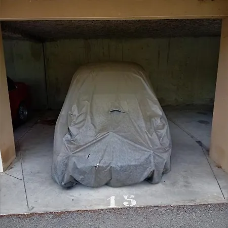 Proche Cite Medievale Et Centre - Parking Prive Appartement