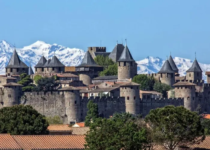 Proche Cite Medievale Et Centre - Parking Prive